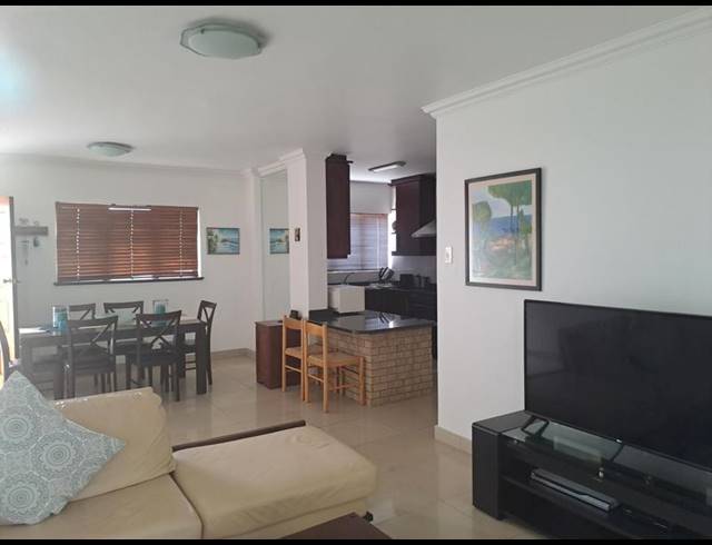 2 BEDROOM APARTMENT FOR SALE IN UMHLANGA ROCKS